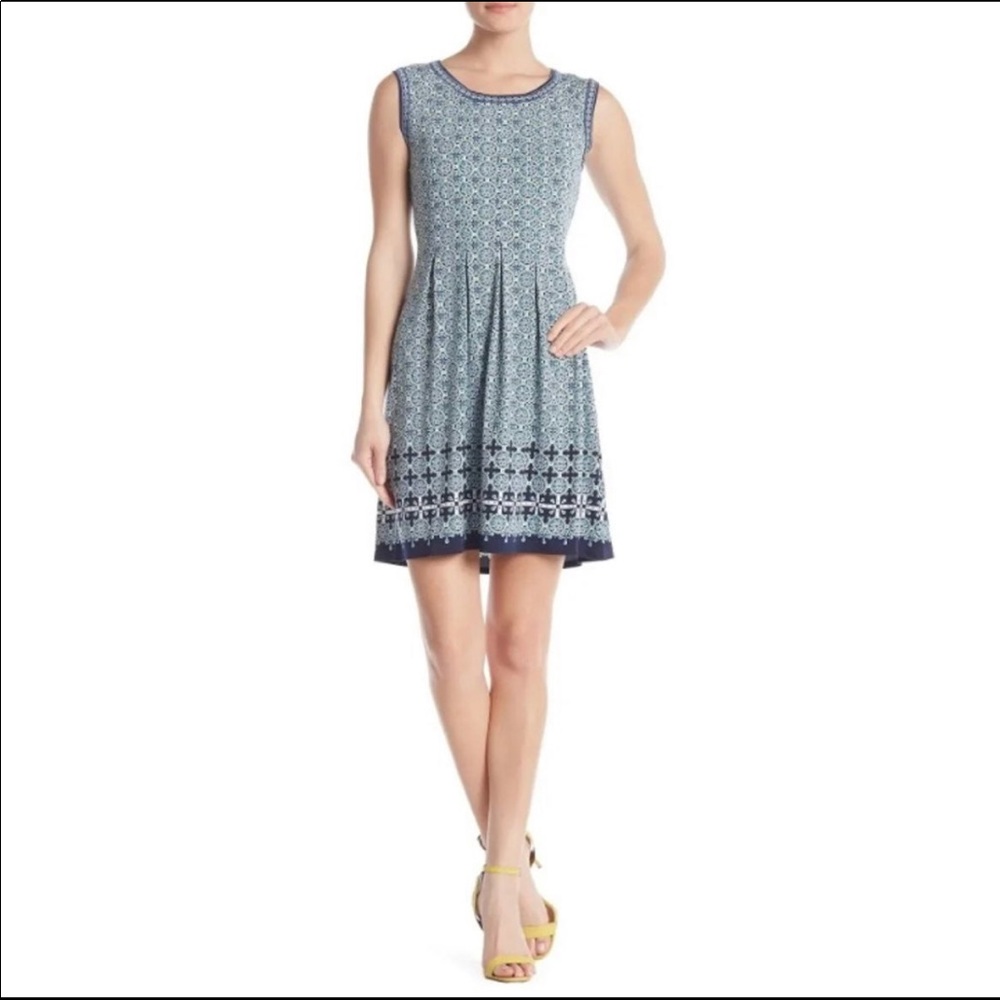 Max studio Women’s printed Sleeveless Fit and flare Dress